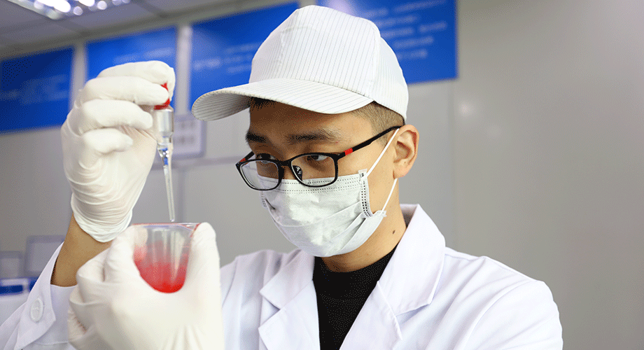 研發工(gong)作拍攝(shè)