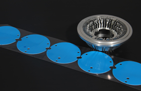 無(wu)矽導熱(re)片