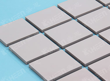 AF300 無矽導熱墊 2.0W/m·K